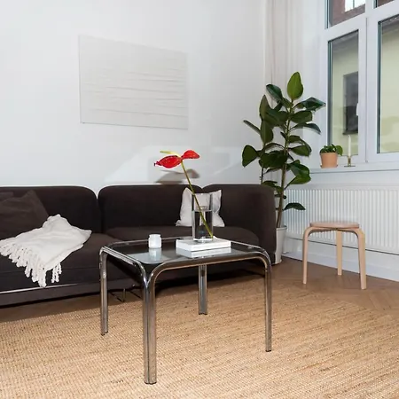 Old Town Oasis - Chic Comfort & Elegance Apartamento Bratislava