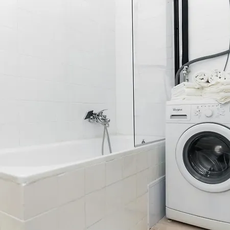 Apartment Old Town Oasis - Chic Comfort & Elegance *