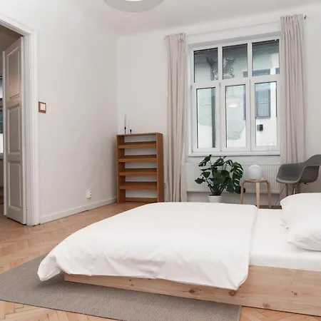 Old Town Oasis - Chic Comfort & Elegance Appartamento *