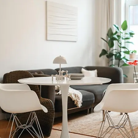Apartamento Old Town Oasis - Chic Comfort & Elegance Bratislava