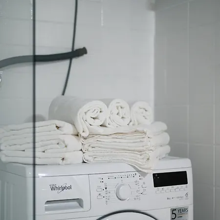 Appartamento Old Town Oasis - Chic Comfort & Elegance Bratislava
